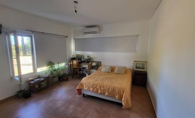 Hermosa propiedad en el Barrio Comahue Golf Club