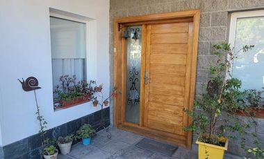 Hermosa propiedad en el Barrio Comahue Golf Club