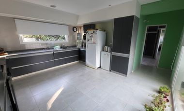 Hermosa propiedad en el Barrio Comahue Golf Club