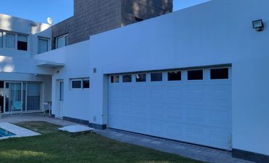 Hermosa propiedad en el Barrio Comahue Golf Club