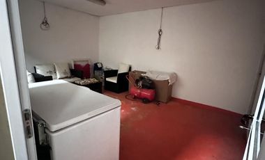 Galpón en zona industrial de Lujan