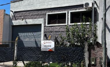 Galpón en zona industrial de Lujan