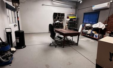 Galpón en zona industrial de Lujan