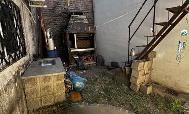 Galpón en zona industrial de Lujan