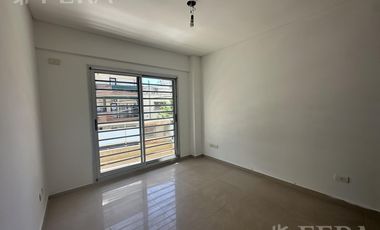 Alquiler Departamento 3 ambientes con balcón en Wilde