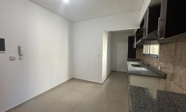 Alquiler Departamento 3 ambientes con balcón en Wilde