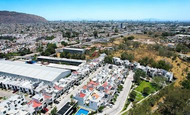 Casa en Venta en Santa Ana Tepetitlán, Zapopan Jalisco.