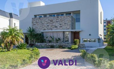 Casa en alquiler - Barrio Terralagos, Canning