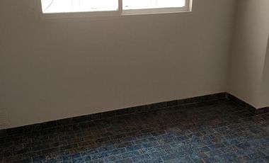 PH 2 ambientes, patio, lavadero- Beccar