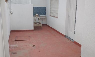 PH 2 ambientes, patio, lavadero- Beccar