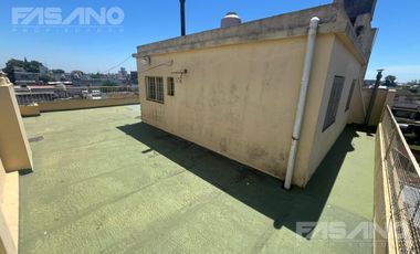 VENTA EN BLOCK - 2 LOCALES - 2 PH C/ FDO LIBRE