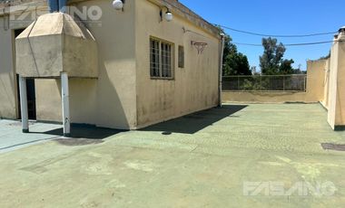 VENTA EN BLOCK - 2 LOCALES - 2 PH C/ FDO LIBRE