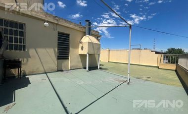 VENTA EN BLOCK - 2 LOCALES - 2 PH C/ FDO LIBRE