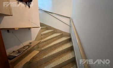 VENTA EN BLOCK - 2 LOCALES - 2 PH C/ FDO LIBRE