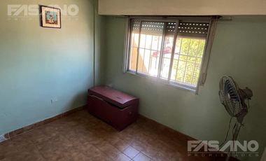 VENTA EN BLOCK - 2 LOCALES - 2 PH C/ FDO LIBRE