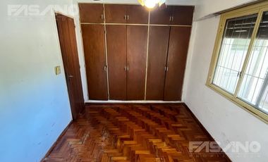 VENTA EN BLOCK - 2 LOCALES - 2 PH C/ FDO LIBRE