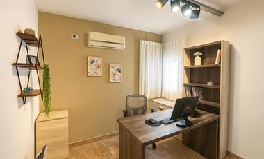 Casa 6 ambientes en Ranelagh con cochera y pileta