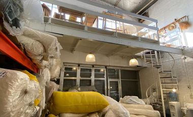 Galpón en Colombres 982