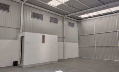 Bodega en Renta, Ave. Tláhuac