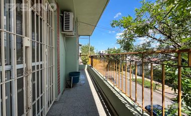 VENTA EN BLOCK - 2 LOCALES - 2 PH C/ FDO LIBRE