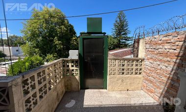 VENTA EN BLOCK - 2 LOCALES - 2 PH C/ FDO LIBRE