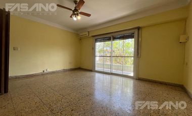 VENTA EN BLOCK - 2 LOCALES - 2 PH C/ FDO LIBRE