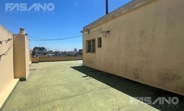 VENTA EN BLOCK - 2 LOCALES - 2 PH C/ FDO LIBRE