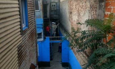 Olavarría al 900 TÍPICO CONVENTILLO DE  CHAPA Y MADERA