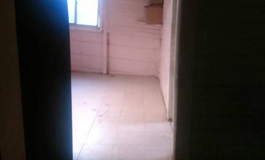 Olavarría al 900 TÍPICO CONVENTILLO DE  CHAPA Y MADERA