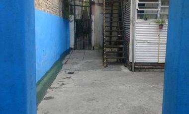 Olavarría al 900 TÍPICO CONVENTILLO DE  CHAPA Y MADERA