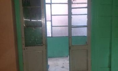 Olavarría al 900 TÍPICO CONVENTILLO DE  CHAPA Y MADERA