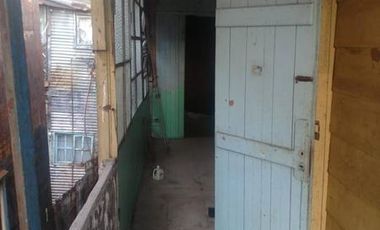 Olavarría al 900 TÍPICO CONVENTILLO DE  CHAPA Y MADERA