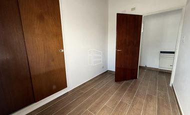 Alquiler - Oficina con 3 espacios en la calle Rochdale y Mendoza - A083