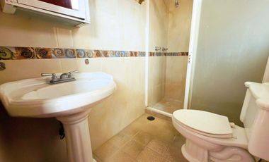 CASA EN RENTA - TEJOCOTE