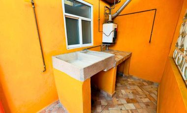 CASA EN RENTA - TEJOCOTE