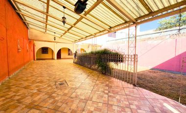 CASA EN RENTA - TEJOCOTE