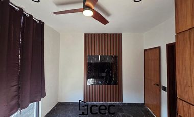 CASA EN VENTA DE 2 PLANTAS, 2 RECÁMARAS, 2.5 BAÑOS, COCHERA PARA 2 AUTOS