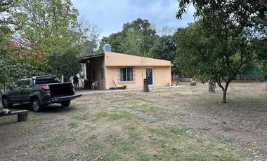 Fracción con Casa  y Galpón en venta en 20 de junio