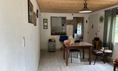 Fracción con Casa  y Galpón en venta en 20 de junio