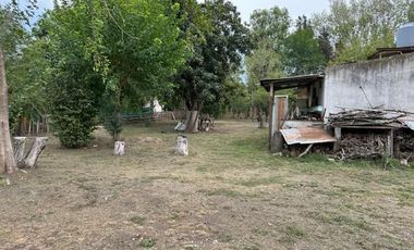 Fracción con Casa  y Galpón en venta en 20 de junio