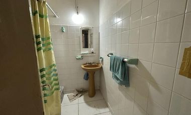 Fracción con Casa  y Galpón en venta en 20 de junio