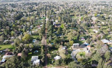 Fracción con Casa  y Galpón en venta en 20 de junio