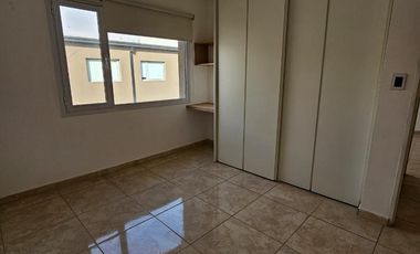 Duplex 3 dormitorios APTO CREDITO, Barrio Confluencia NEUQUEN