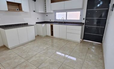 Duplex 3 dormitorios APTO CREDITO, Barrio Confluencia NEUQUEN