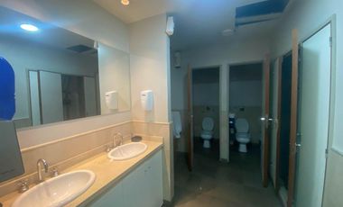 VENTA GALPÓN INDUSTRIAL OFICINAS PIÑEYRO AVELLANEDA