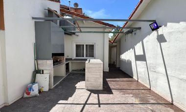 Casa de 4 Ambientes en Venta en Bouchardo