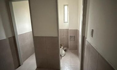 Venta Edificio - Hotel   Locales   120 cocheras en Avellaneda