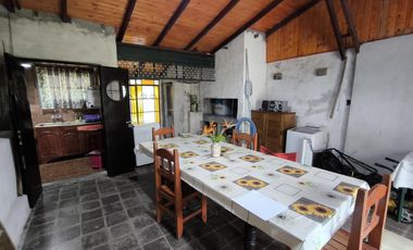 Quinta Amueblada con Piscina y amplio lote en Villa Urquiza