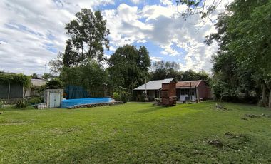 Quinta Amueblada con Piscina y amplio lote en Villa Urquiza