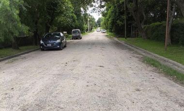 Quinta Amueblada con Piscina y amplio lote en Villa Urquiza